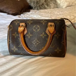 Vintage Louis Vuitton speedy nano mini with strap